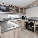 Lazy Dayz Holiday home Ganton