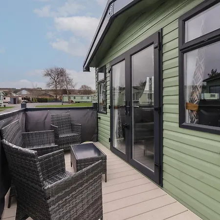 Дом отдыха Lazy Dayz Гантон